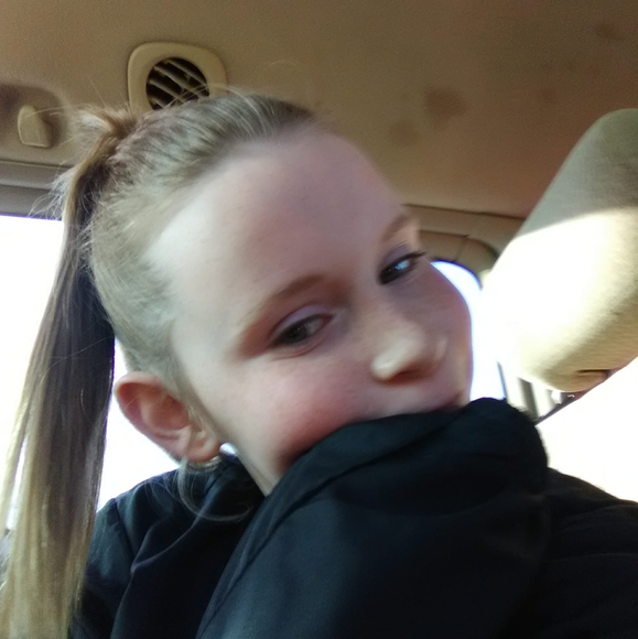 Meet your Posher, Abby - Picture 1 of 1